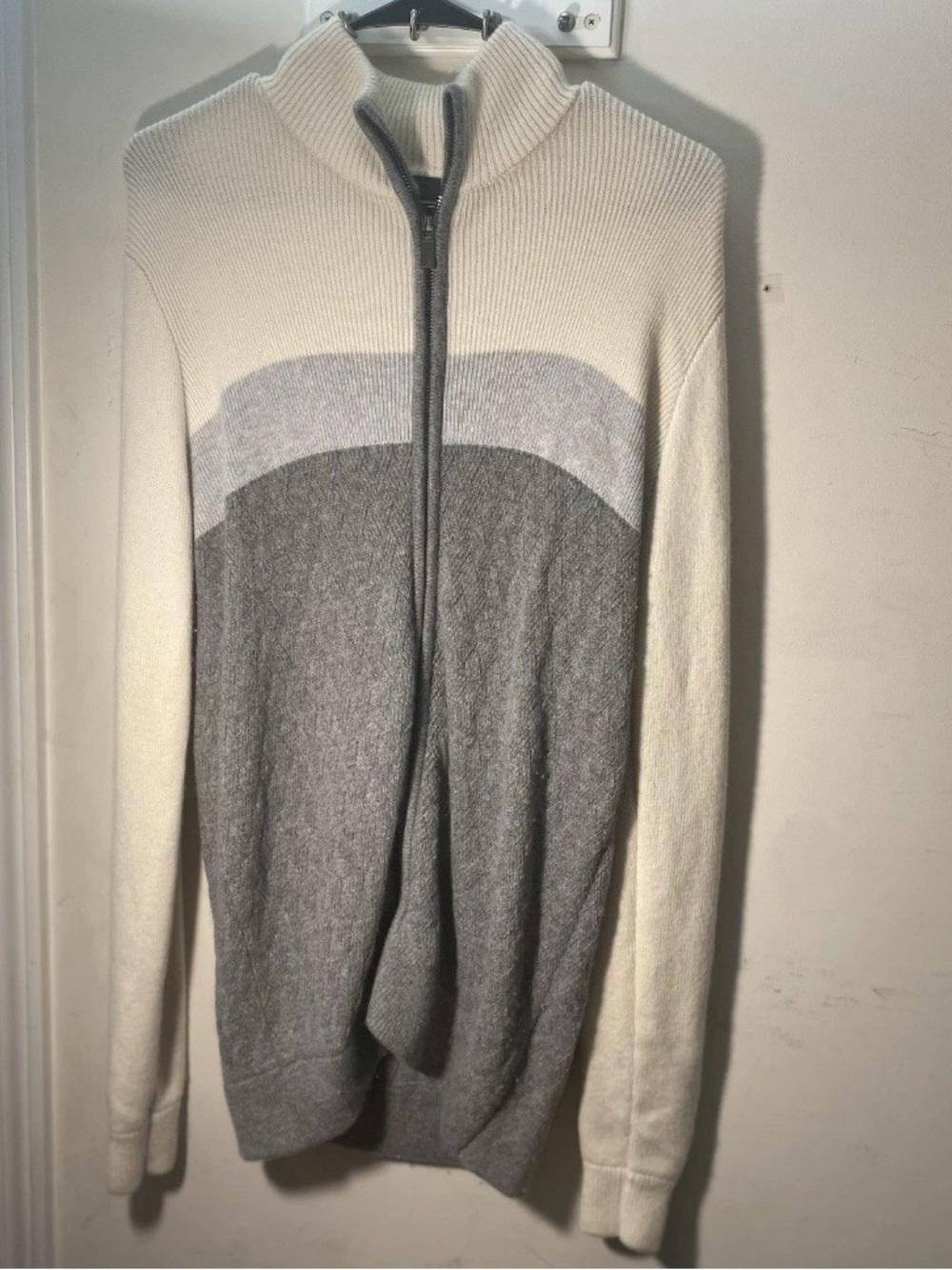 Men's Zip-Up Colorblock Sweater in Ivory & Gray
